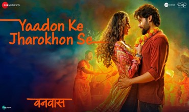 Yaadon Ke Jharokhon Se Lyrics in Hindi